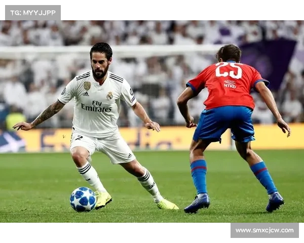 西甲后卫盯人防守技巧分析与对比:如何在紧逼中保持稳定性与高效性 西甲后卫盯人防守技巧分析与对比:如何在紧逼中保持稳定性与高效性